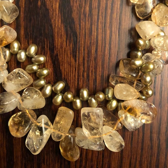 Revamped Vintage necklace and earring set - Picture 3 of 6